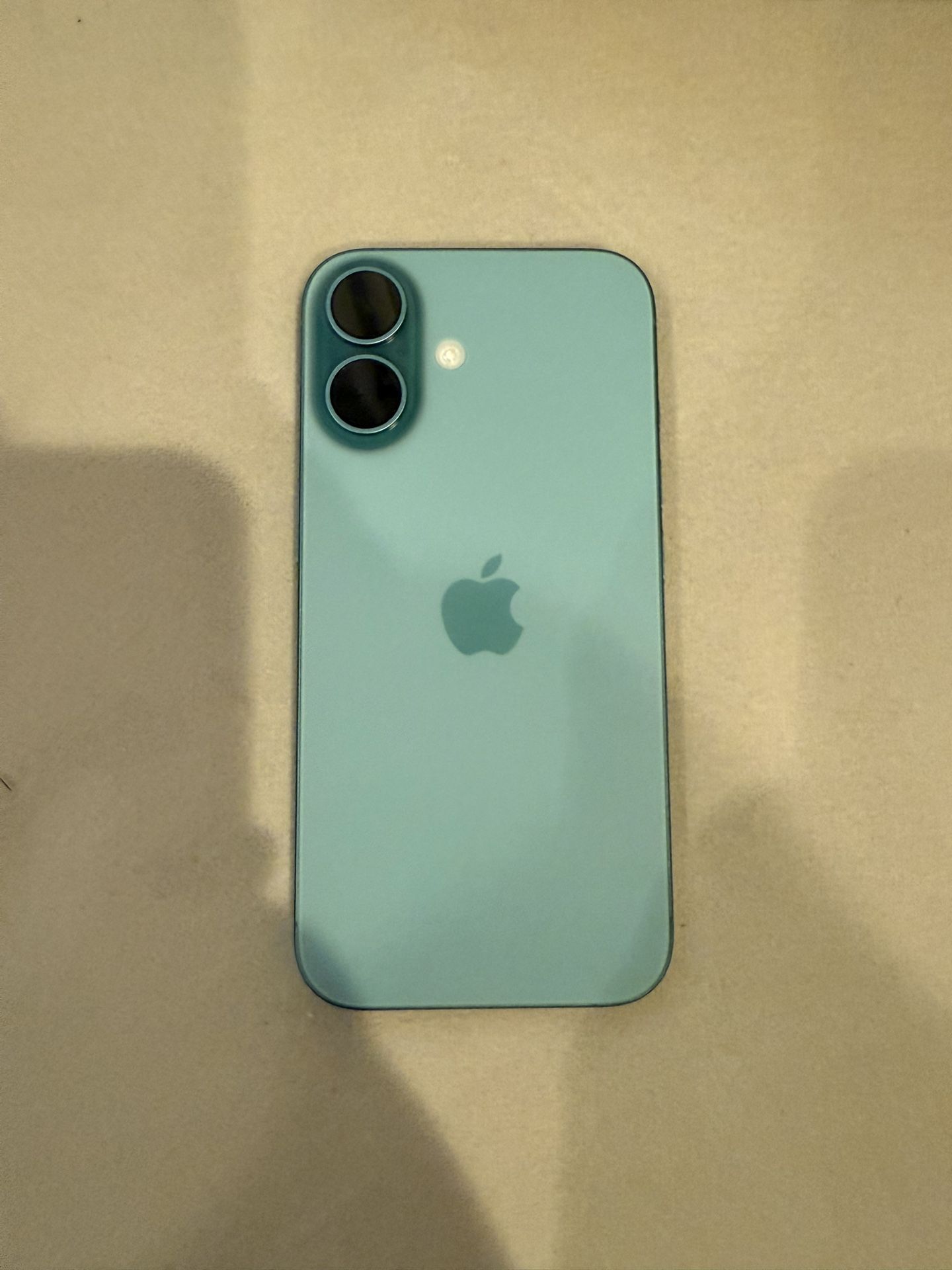 iPhone 16 512 GB unlocked - 100% battery