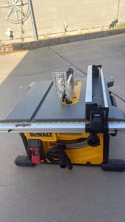 DeWalt table saw