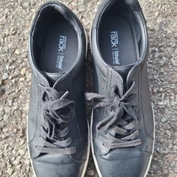 Nordstrom Rack Sneakers Mens Size 11M Black Ortholite Leather Insoles Comfort Shoes