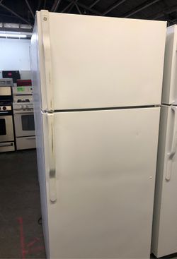 White refrigerator Ge