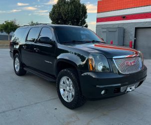 2011 GMC Yukon XL 1500 SLT