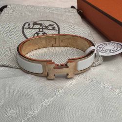 Hermes Clic H white bracelet with gold bracelet 17 cm