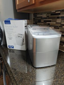 Insignia Portable Bullet Ice Maker