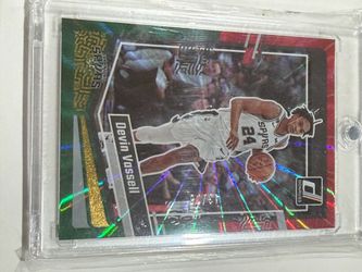 Devin Vassell Donruss Optic Holo Basketball Card