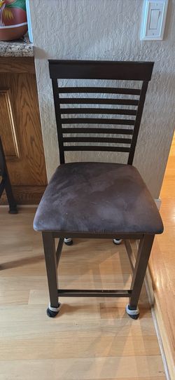 Counter height stools, 2 pairs (4 stools)