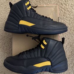 Size 9.5 (Pre owned, damaged box) - Air Jordan 12 retro black taxi