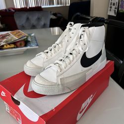 Nike Blazer mid 77 SE