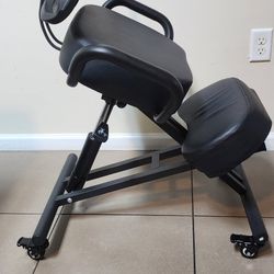 Ergonomic Kneeling Chair with Backrest Adjustable Height with Thick and Comfortable Cushion and Smooth Gliding Casters Correct Sitting Posture Suitabl