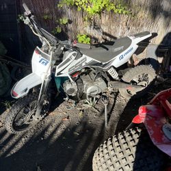 125 SSR Pit Bike/ 1984 Honda 