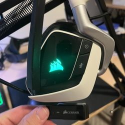 Corsair Wireless Headphones for PC