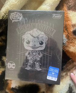 The Joker Funko Pop/ T Shirt bundle Arkham Asylum