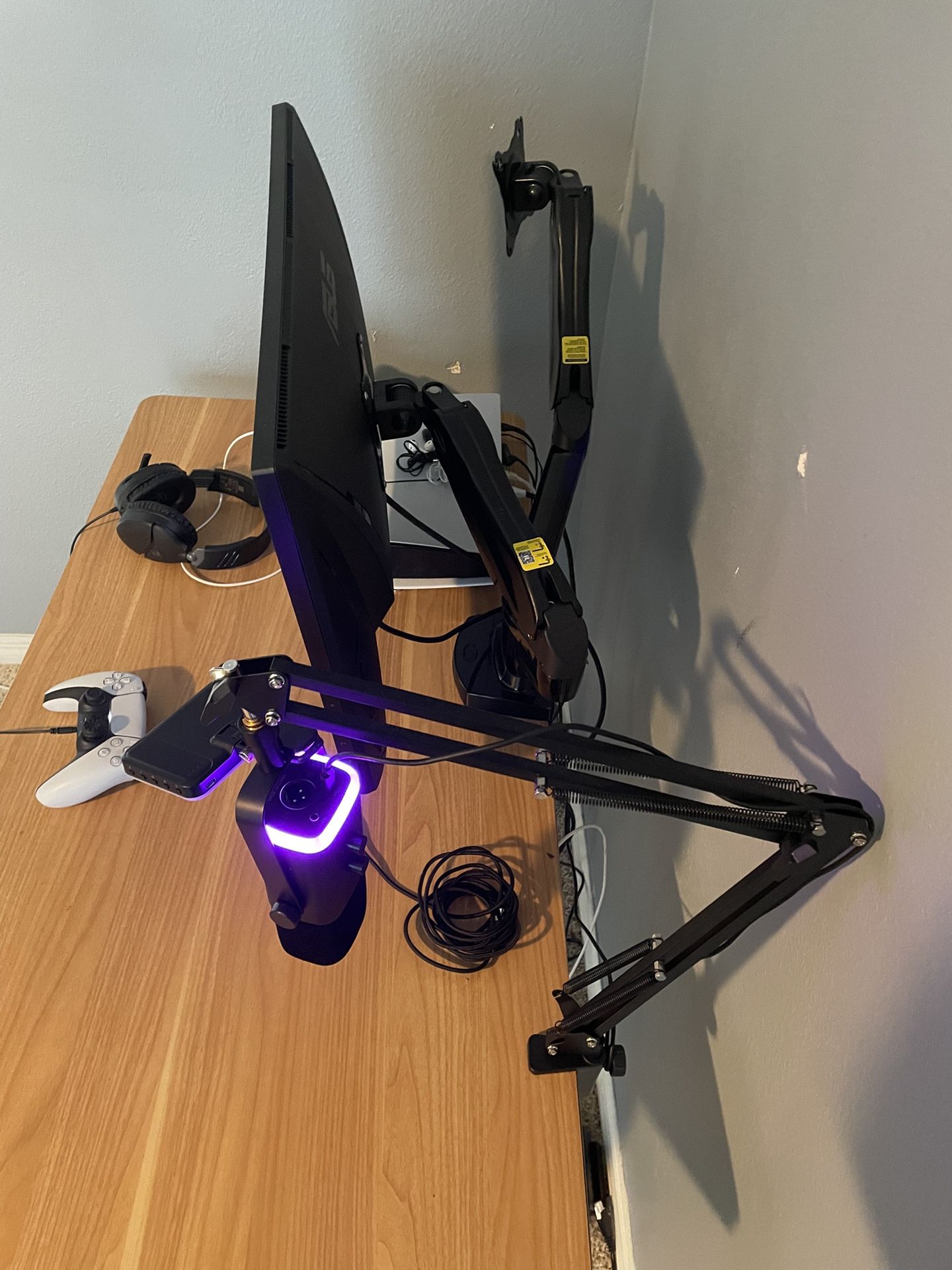 Monitor Mount