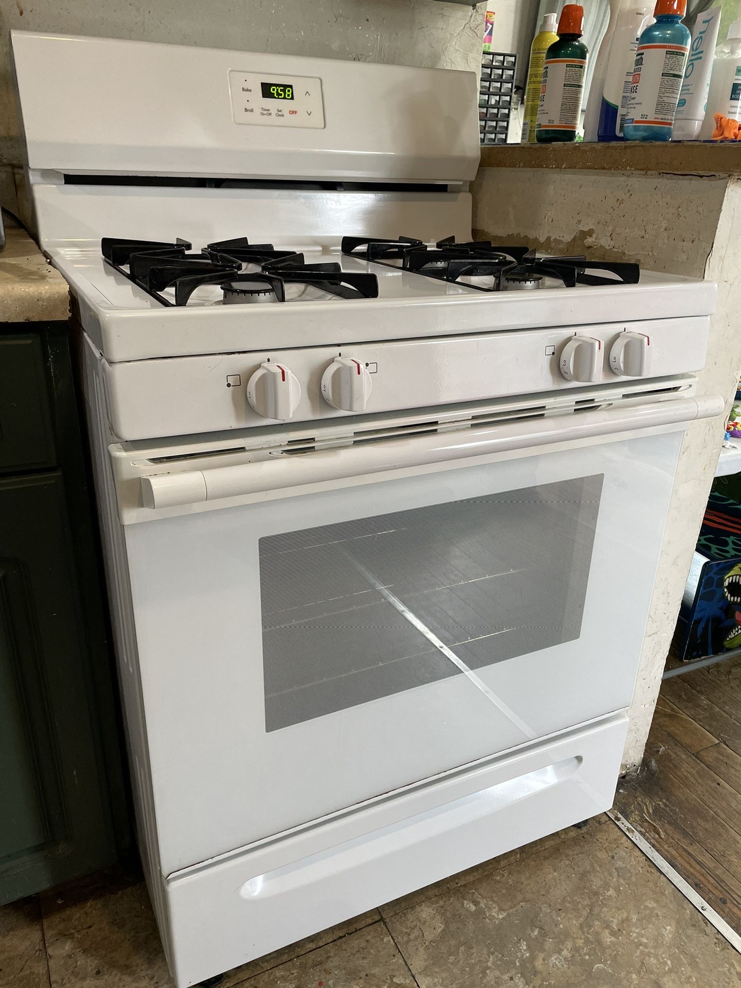 Lagan ikea Stove/oven (white)