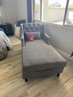 Chaise lounge