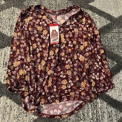New Women’s Vince Camuto Shirt Medium 