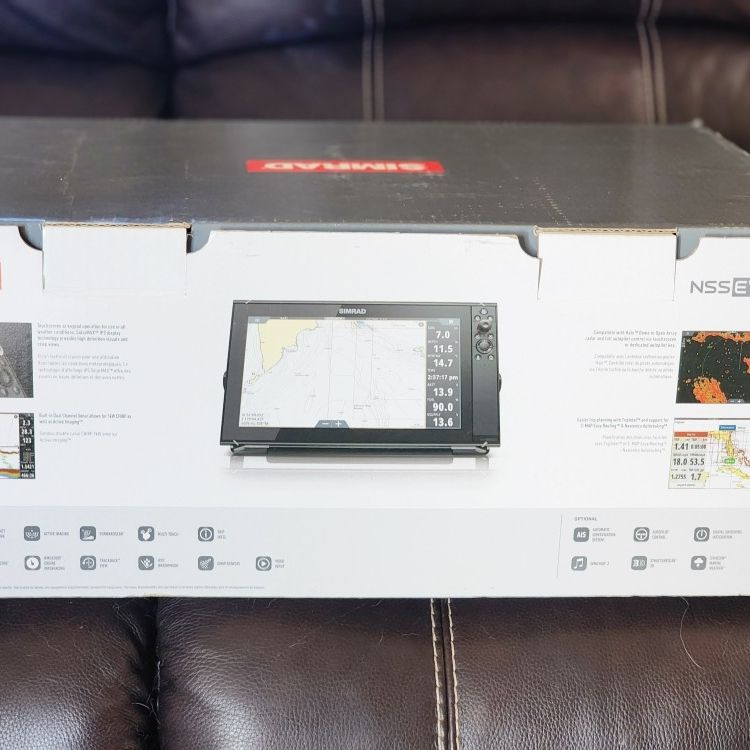 Simrad NSS16 Evo 3S Fishfinder