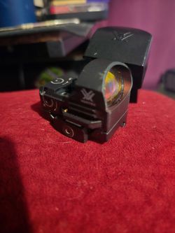 Razor red dot by Vortex