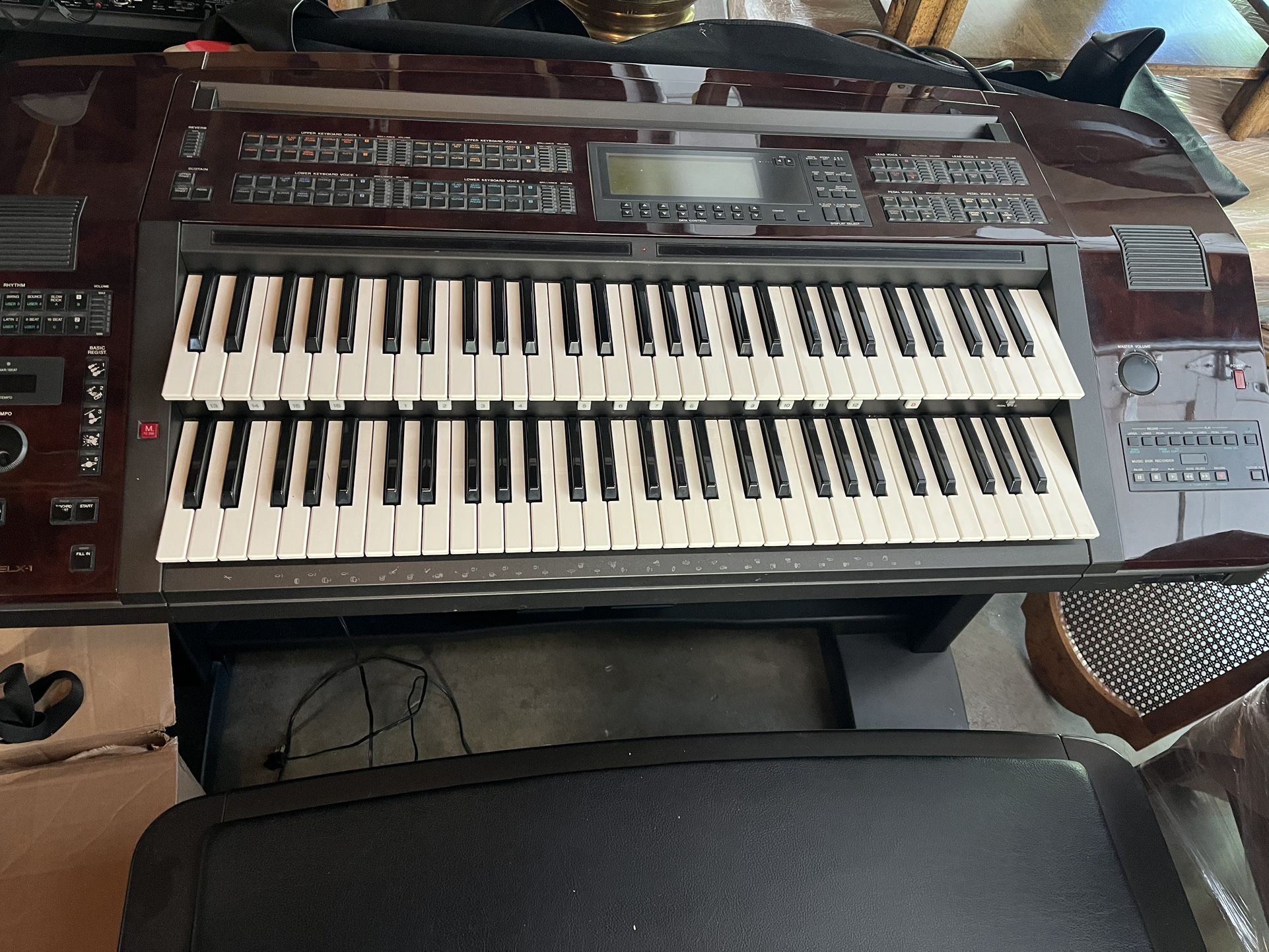 Yamaha ELX-1 Electric Organ