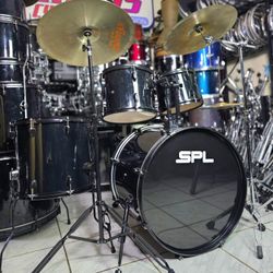 Complete Drum Set !!! $350 Or Best Offer !! 