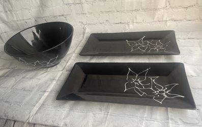 Serving Bowl And Trays 