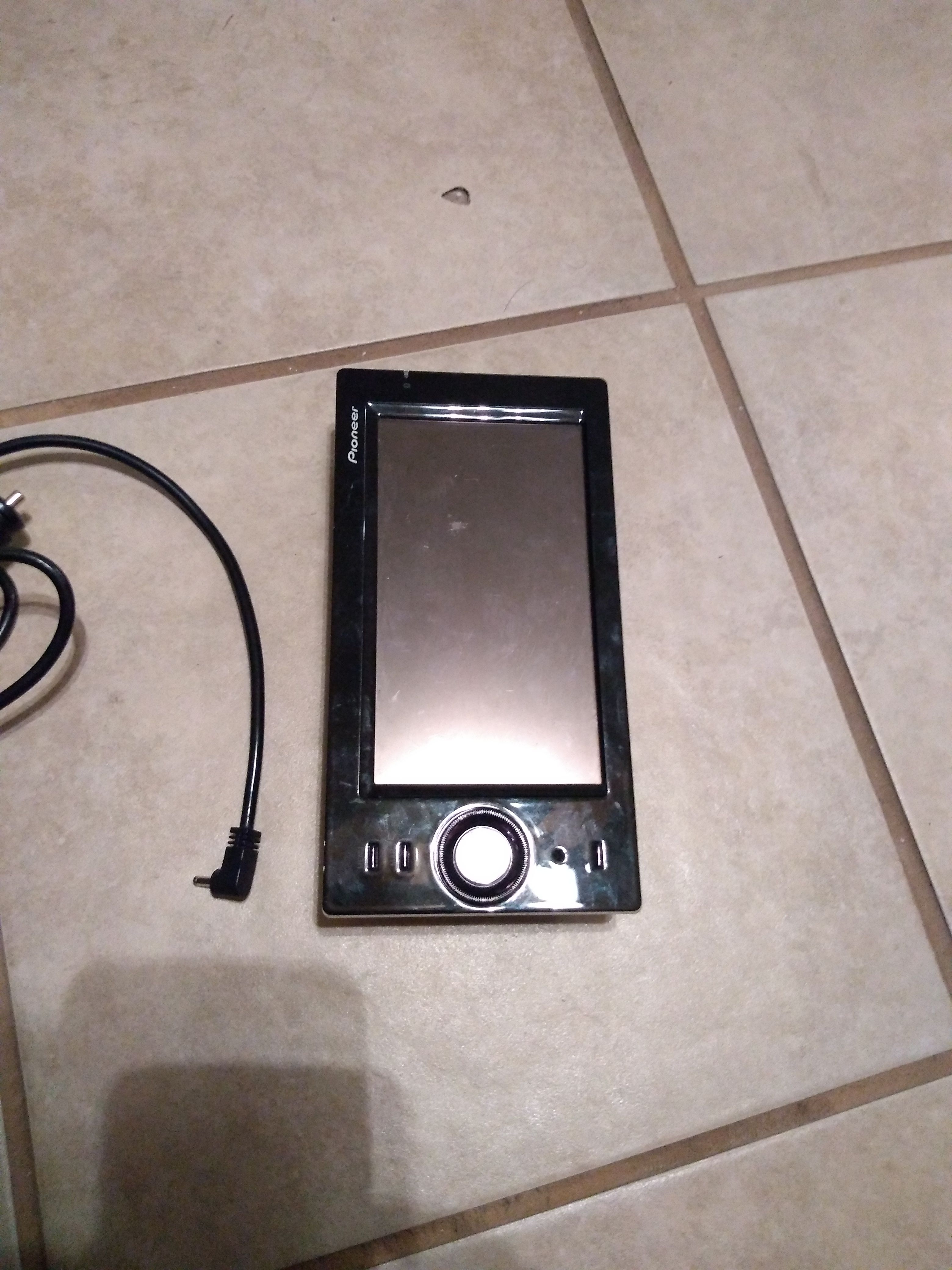 Pioneer touchscreen GPS with battery pack and