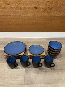 Gibson SOHO Lounge 16-Piece Dinnerware Set Blue Black Stoneware Service for 4