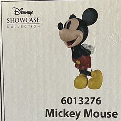 Disney showcase Mickey