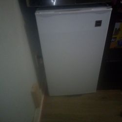 Mini Refrigerator For Sale