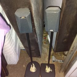 Speakers 