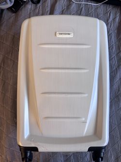 Samsonite 20 Inch (Carry On) Luggage. New.
