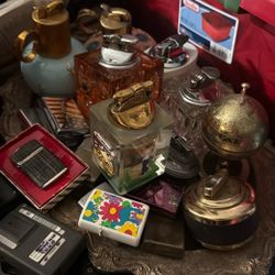 Big Lot Of Zipoz And Vintage Lighters 
