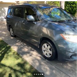 Nissan Quest 2012  Bad Trasmision $2100  Título Chocado