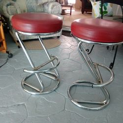 Stools like new