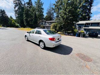 Toyota Corolla   Clean title