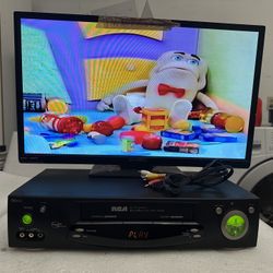 RCA VR702HF VCR 4 HEAD HI-FI STEREO VHS WITH AV CABLES