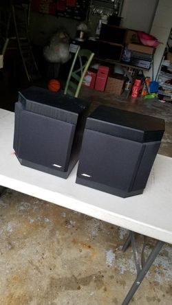 Pair bose speakers model 2001