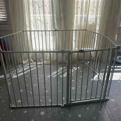 Baby fence / gate for pet