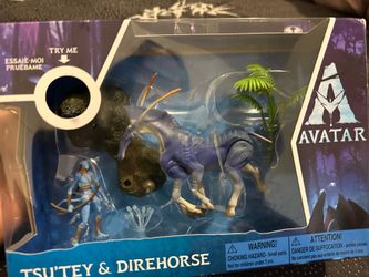 McFarlane Toys Avatar: World of Pandora Tsu’Tey & Direhorse action figure set