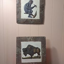2 Kirkland's Monkey w Human Like Face / Buffalo Wall Plaques 