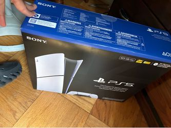 PLAYSTATION 5 SLIM