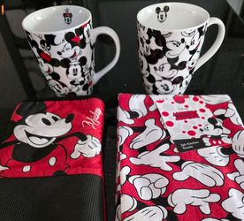 Disney Mickey and Minnie Mouse Kitchen Set