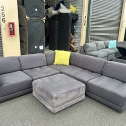 Sectional Couch 