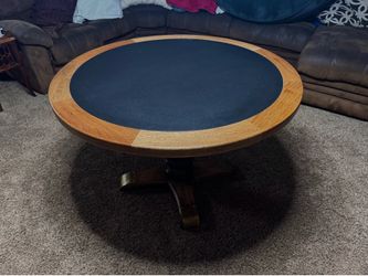 Adjustable height coffee/dining table