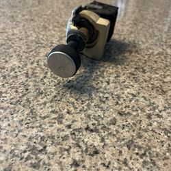 El Co/Monte Carlo Switch