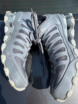 Reax 8TR Mesh Gray Nike Sneakers