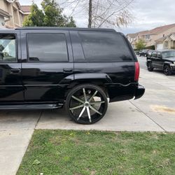 1999 Cadillac Escalade 