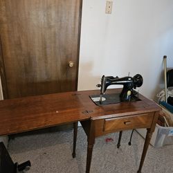 Antique Singer Sewing Machine 
