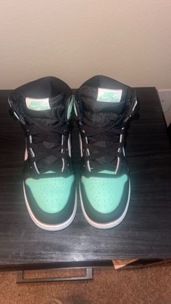 Nike Air Jordan 1 High-Top Sneakers