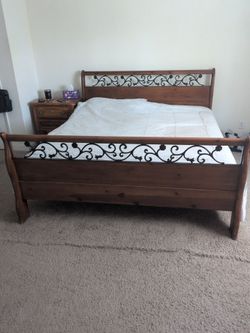 King bed 4 piece bedroom set