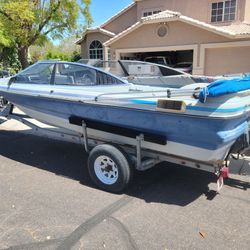 1989 Bayliner Capri 